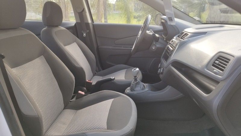 Chevrolet COBALT LT 1.4 2015 GRASSI VEÍCULOS LAJEADO / Carros no Vale
