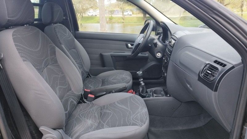 Fiat STRADA WORKING 1.4 CS 2016 GRASSI VEÍCULOS LAJEADO / Carros no Vale