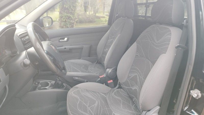 Fiat STRADA WORKING 1.4 CS 2016 GRASSI VEÍCULOS LAJEADO / Carros no Vale