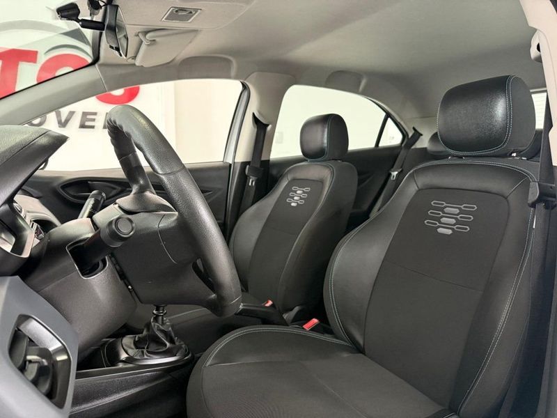 CHEVROLET ONIX JOY BLACK 1.0 2021 SÓ MOTOS E AUTOMÓVEIS SANTA CRUZ DO SUL / Carros no Vale