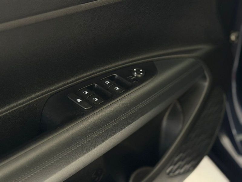 Hyundai HB20 HATCH COMFORT PLUS 1.0 2024 SÓ MOTOS E AUTOMÓVEIS SANTA CRUZ DO SUL / Carros no Vale