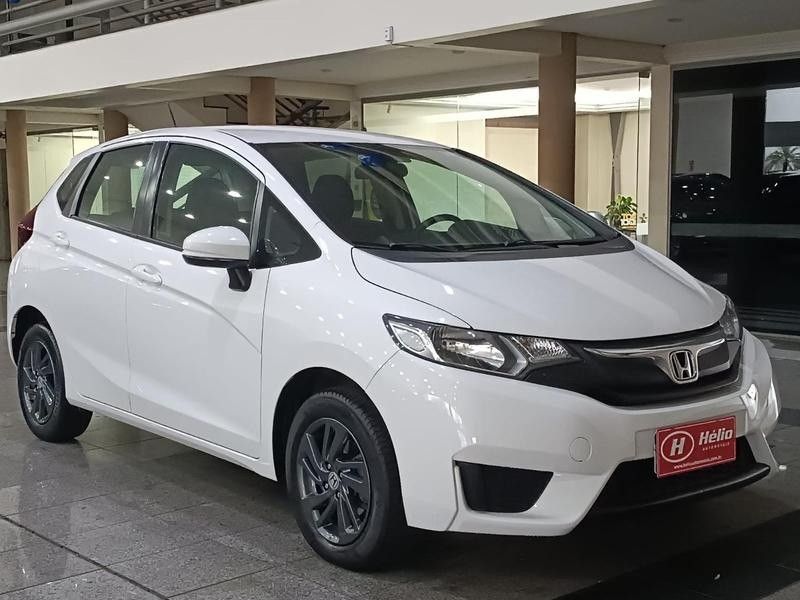 Honda FIT LX 1.5 2015 HÉLIO AUTOMÓVEIS LAJEADO / Carros no Vale
