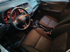 Honda FIT LX 1.5 2015 HÉLIO AUTOMÓVEIS LAJEADO / Carros no Vale