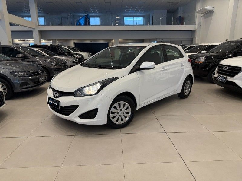 Hyundai HB20 COMFORT PLUS 1.0 2015 DINAMICA-CAR VENÂNCIO AIRES / Carros no Vale