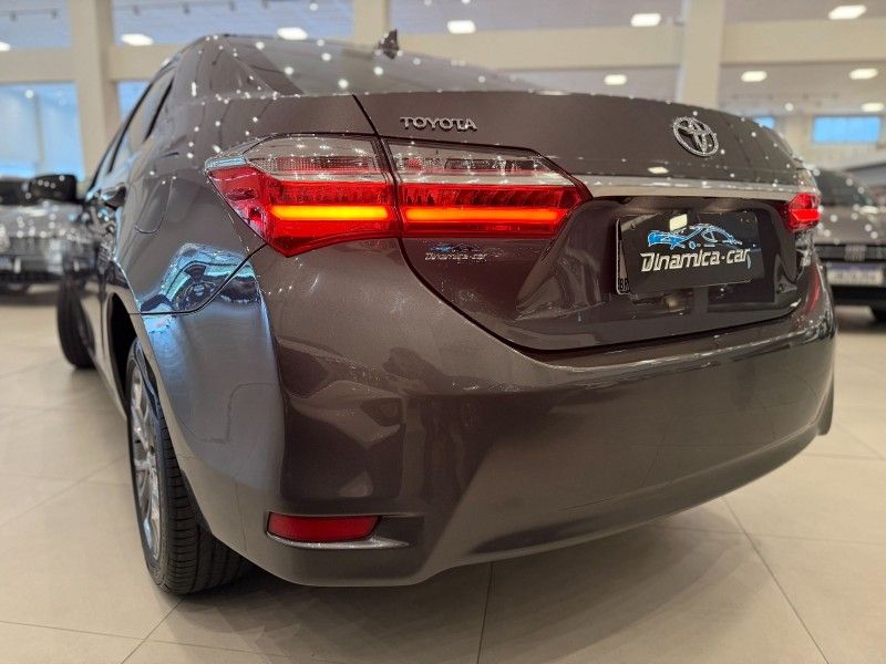 Toyota COROLLA XEi 2.0 2019 DINAMICA-CAR VENÂNCIO AIRES / Carros no Vale