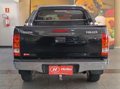 Toyota HILUX CAB.DUPLA SR 2.7 2010 HÉLIO AUTOMÓVEIS LAJEADO / Carros no Vale