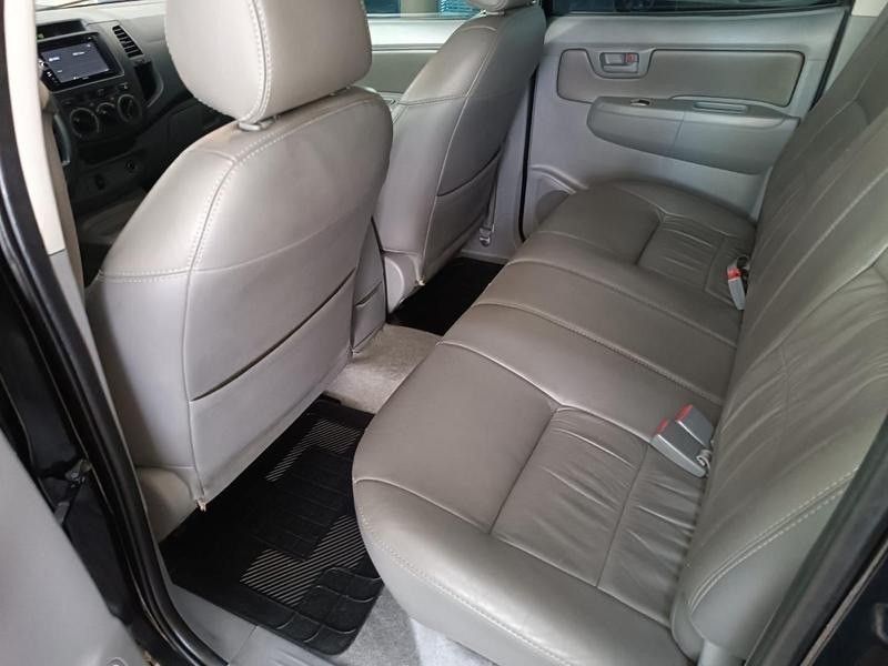 Toyota HILUX CAB.DUPLA SR 2.7 2010 HÉLIO AUTOMÓVEIS LAJEADO / Carros no Vale