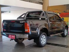 Toyota HILUX CAB.DUPLA SR 2.7 2010 HÉLIO AUTOMÓVEIS LAJEADO / Carros no Vale