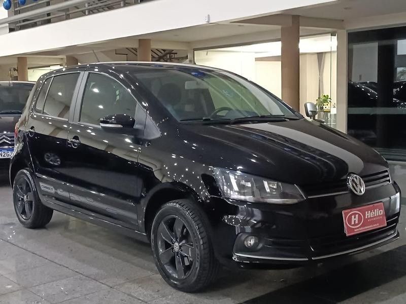 Volkswagen FOX CONNECT 1.6 2021 HÉLIO AUTOMÓVEIS LAJEADO / Carros no Vale