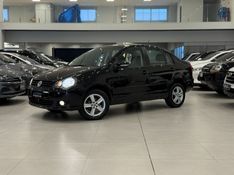 Volkswagen POLO SEDAN 1.6 2013 DINAMICA-CAR VENÂNCIO AIRES / Carros no Vale