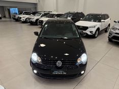 Volkswagen POLO SEDAN 1.6 2013 DINAMICA-CAR VENÂNCIO AIRES / Carros no Vale