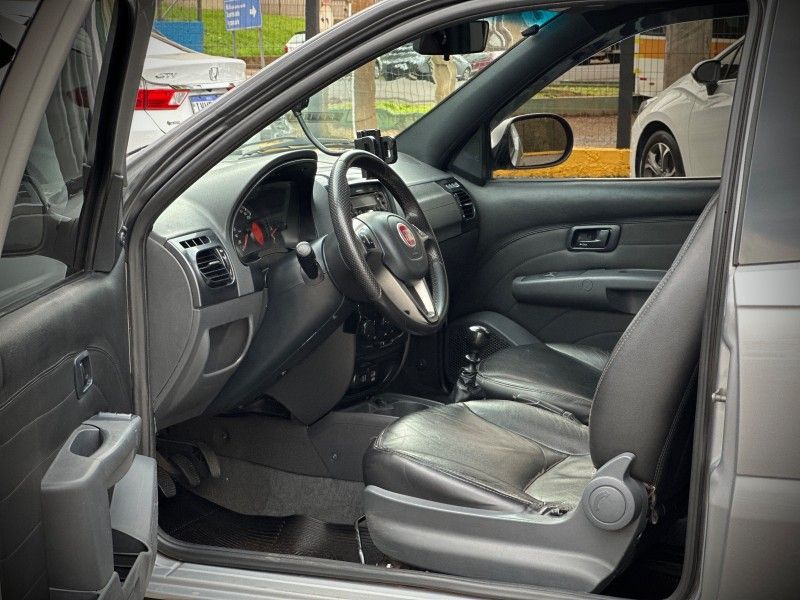 Fiat STRADA C.DUPLA FREEDOM 1.4 2020 NEUMANN VEÍCULOS ARROIO DO MEIO / Carros no Vale