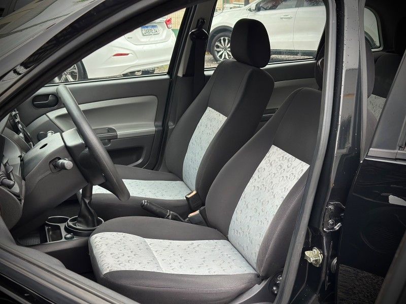 Ford FIESTA 1.0 2008 NEUMANN VEÍCULOS ARROIO DO MEIO / Carros no Vale