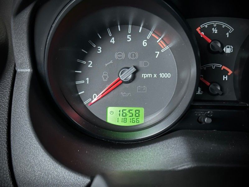 Ford FIESTA 1.0 2008 NEUMANN VEÍCULOS ARROIO DO MEIO / Carros no Vale