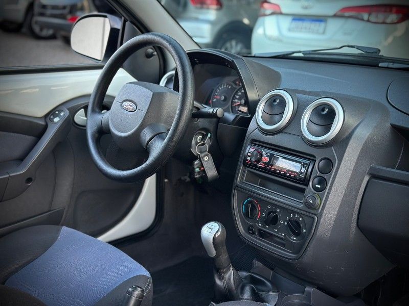 Ford KA 1.0 2013 NEUMANN VEÍCULOS ARROIO DO MEIO / Carros no Vale