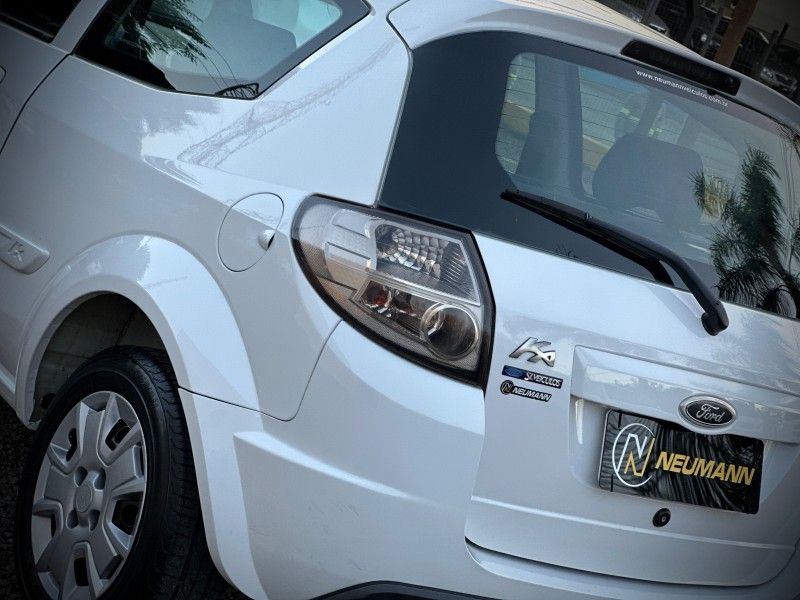 Ford KA 1.0 2013 NEUMANN VEÍCULOS ARROIO DO MEIO / Carros no Vale
