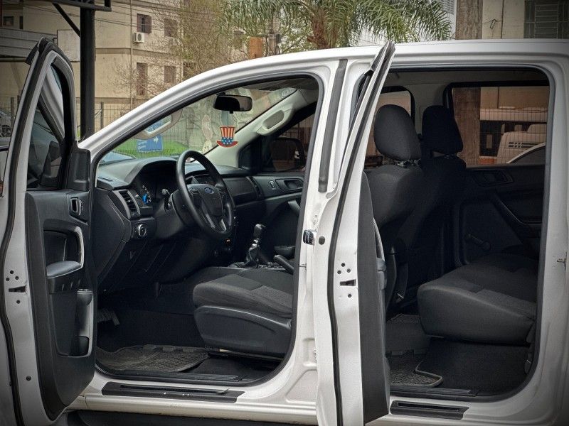 Ford RANGER C.DUPLA XL 2.2 2020 NEUMANN VEÍCULOS ARROIO DO MEIO / Carros no Vale