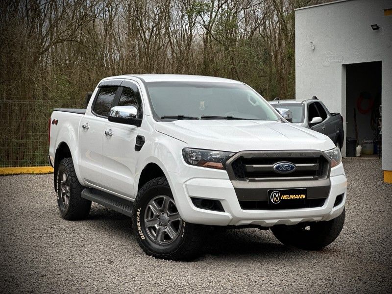 Ford RANGER C.DUPLA XL 2.2 2020 NEUMANN VEÍCULOS ARROIO DO MEIO / Carros no Vale