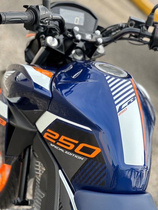 Honda Motos CB 250F TWISTER 2020 NEUMANN VEÍCULOS ARROIO DO MEIO / Carros no Vale