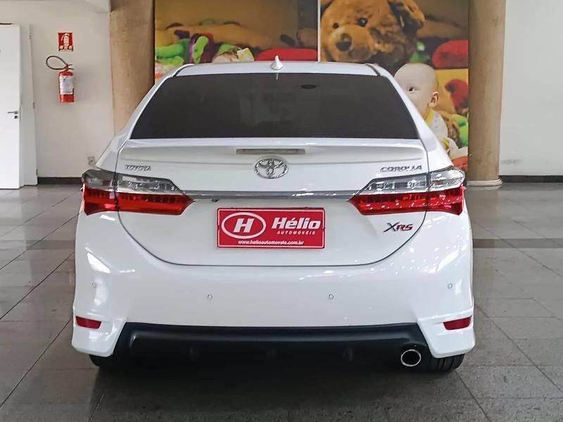 Toyota COROLLA XRS 2.0 2018 HÉLIO AUTOMÓVEIS LAJEADO / Carros no Vale