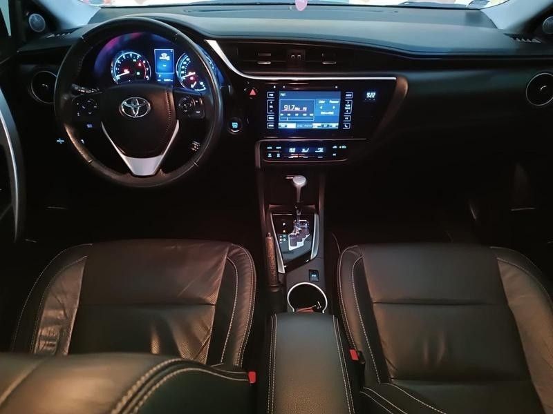 Toyota COROLLA XRS 2.0 2018 HÉLIO AUTOMÓVEIS LAJEADO / Carros no Vale