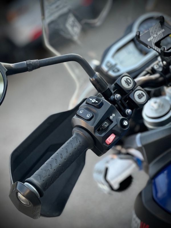 Triumph TIGER 800 2015 NEUMANN VEÍCULOS ARROIO DO MEIO / Carros no Vale