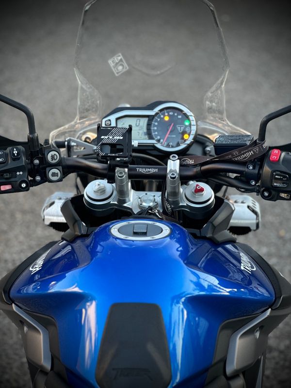 Triumph TIGER 800 2015 NEUMANN VEÍCULOS ARROIO DO MEIO / Carros no Vale