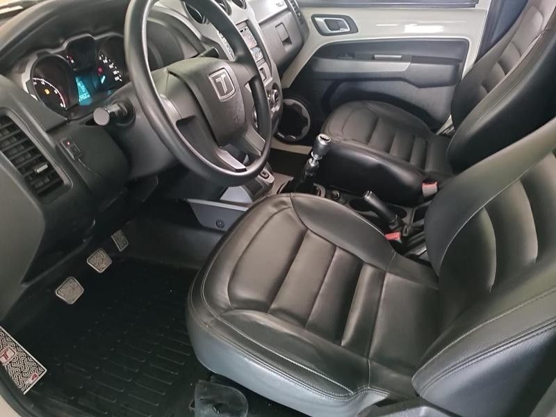 Troller TX4 2017 HÉLIO AUTOMÓVEIS LAJEADO / Carros no Vale