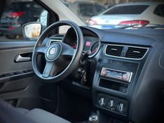 Volkswagen FOX TREND 1.6 2012 NEUMANN VEÍCULOS ARROIO DO MEIO / Carros no Vale