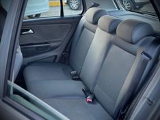 Volkswagen FOX TREND 1.6 2012 NEUMANN VEÍCULOS ARROIO DO MEIO / Carros no Vale