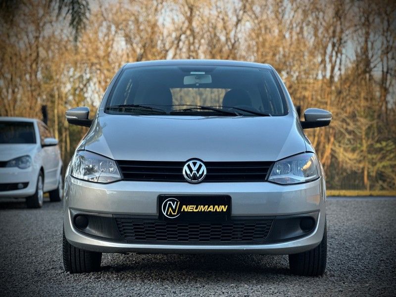 Volkswagen FOX TREND 1.6 2012 NEUMANN VEÍCULOS ARROIO DO MEIO / Carros no Vale