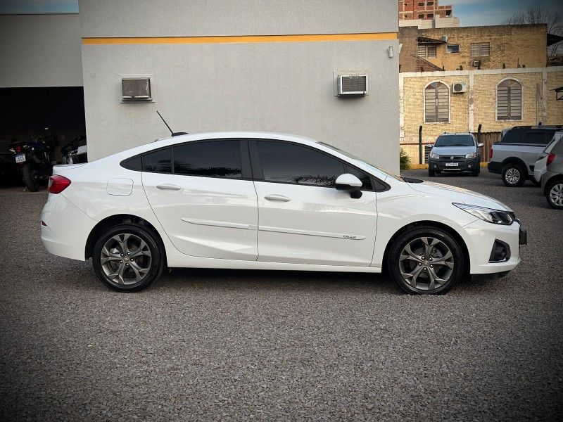Chevrolet CRUZE SEDAN LT 1.4 TURBO 2022 NEUMANN VEÍCULOS ARROIO DO MEIO / Carros no Vale
