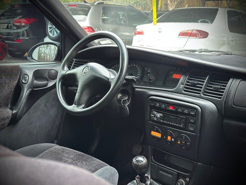 Chevrolet VECTRA GLS 2.2 1999 NEUMANN VEÍCULOS ARROIO DO MEIO / Carros no Vale