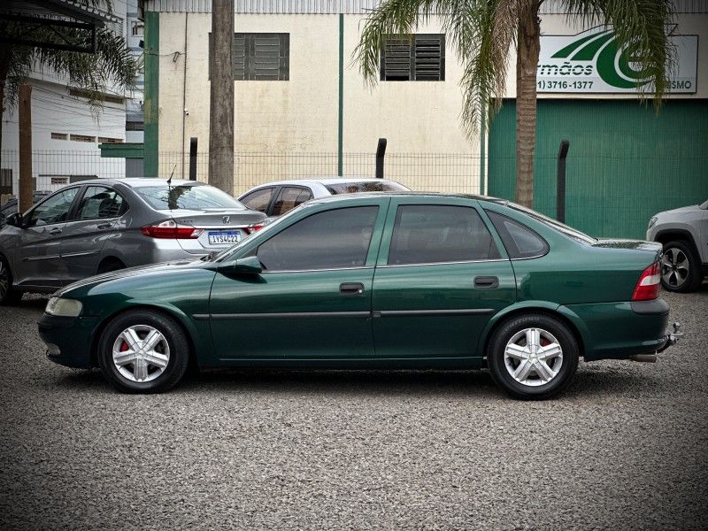 Chevrolet VECTRA GLS 2.2 1999 NEUMANN VEÍCULOS ARROIO DO MEIO / Carros no Vale