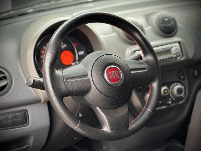 Fiat FIORINO FURGÃO 1.4 EVO 2015 NEUMANN VEÍCULOS ARROIO DO MEIO / Carros no Vale