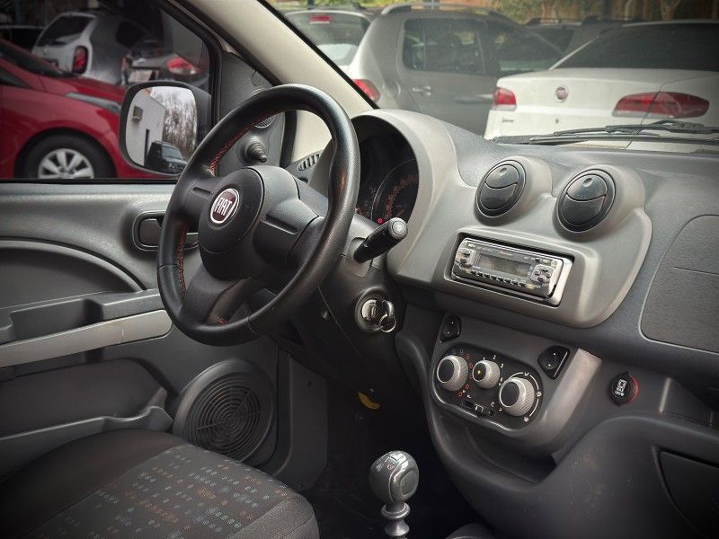 Fiat FIORINO FURGÃO 1.4 EVO 2015 NEUMANN VEÍCULOS ARROIO DO MEIO / Carros no Vale