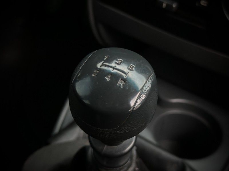 Fiat IDEA ELX 1.4 2010 NEUMANN VEÍCULOS ARROIO DO MEIO / Carros no Vale