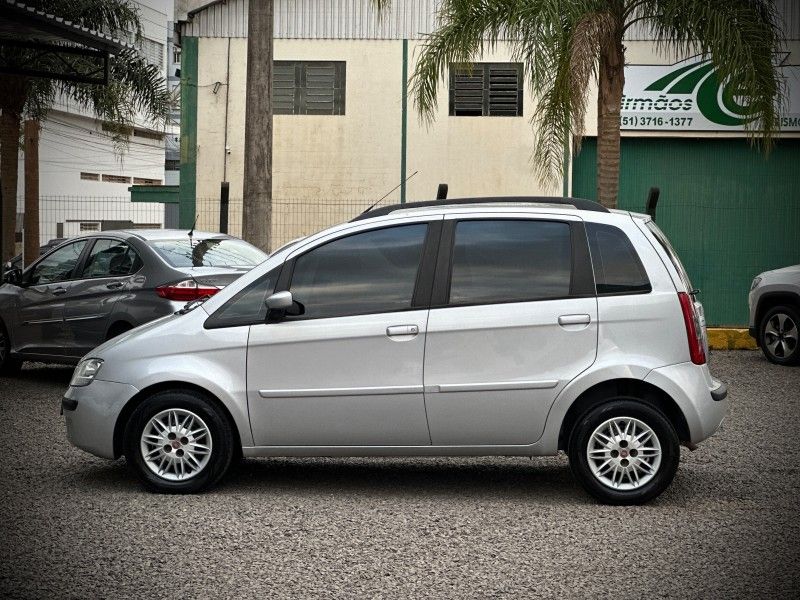 Fiat IDEA ELX 1.4 2010 NEUMANN VEÍCULOS ARROIO DO MEIO / Carros no Vale
