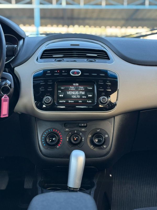 Fiat LINEA ESSENCE 1.8 2016 FERREIRA VEÍCULOS VENÂNCIO AIRES / Carros no Vale