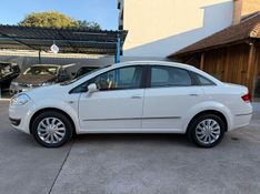 Fiat LINEA ESSENCE 1.8 2016 FERREIRA VEÍCULOS VENÂNCIO AIRES / Carros no Vale