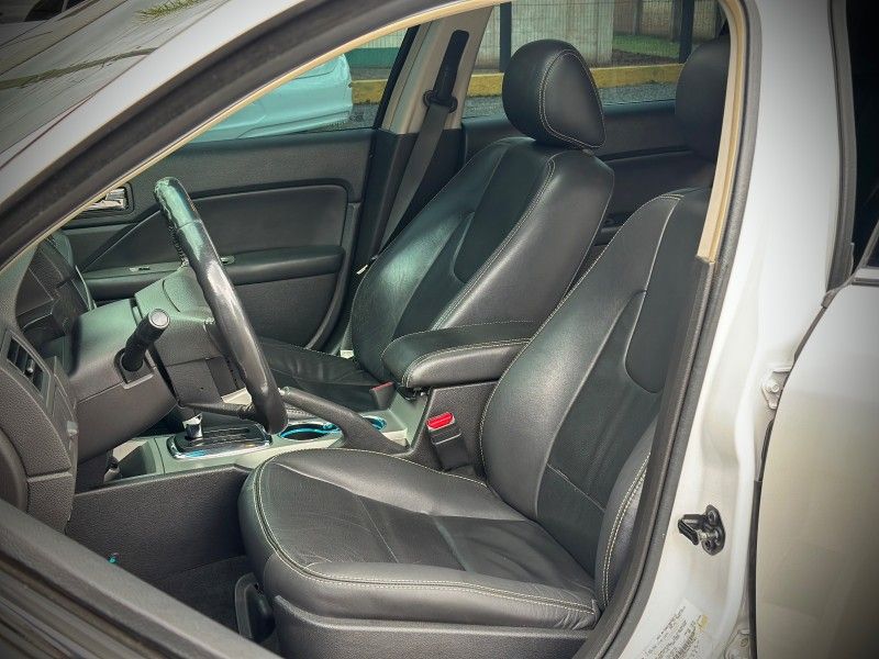 Ford FUSION SEL 2.5 2012 NEUMANN VEÍCULOS ARROIO DO MEIO / Carros no Vale