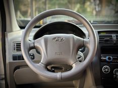 Hyundai TUCSON GL 2.0 2009 NEUMANN VEÍCULOS ARROIO DO MEIO / Carros no Vale