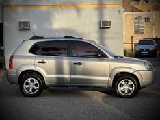 Hyundai TUCSON GL 2.0 2009 NEUMANN VEÍCULOS ARROIO DO MEIO / Carros no Vale