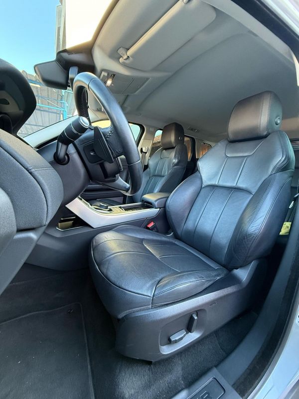 Land Rover EVOQUE 2.0 SI4 2017 FERREIRA VEÍCULOS VENÂNCIO AIRES / Carros no Vale