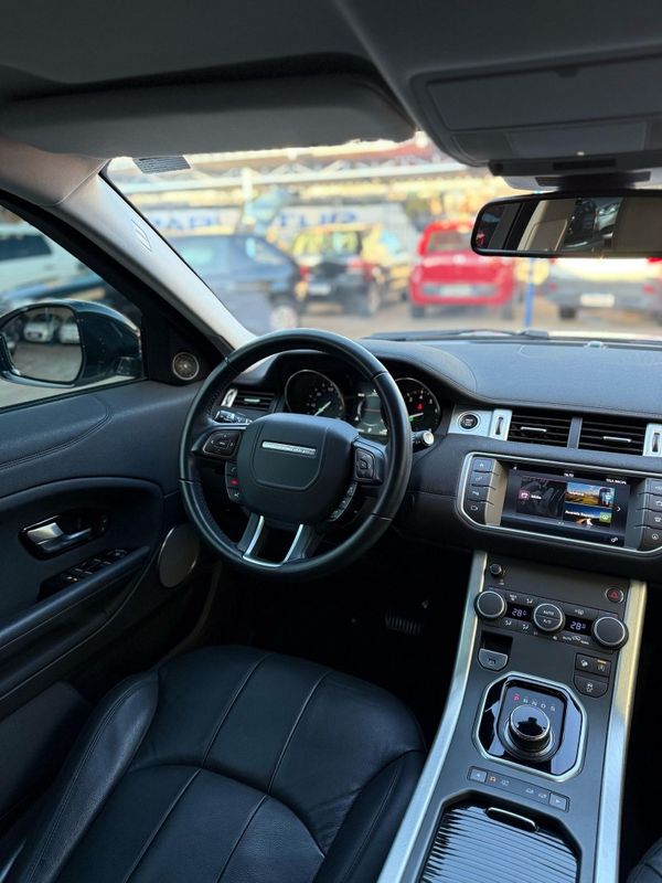 Land Rover EVOQUE 2.0 SI4 2017 FERREIRA VEÍCULOS VENÂNCIO AIRES / Carros no Vale