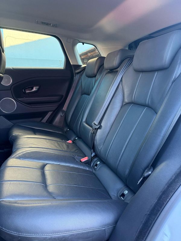 Land Rover EVOQUE 2.0 SI4 2017 FERREIRA VEÍCULOS VENÂNCIO AIRES / Carros no Vale
