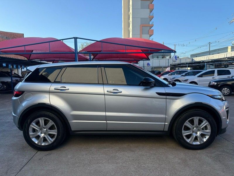 Land Rover EVOQUE 2.0 SI4 2017 FERREIRA VEÍCULOS VENÂNCIO AIRES / Carros no Vale