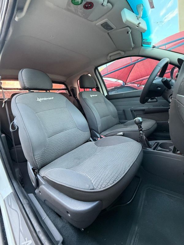 FIAT STRADA C.DUPLA ADV LOCKER 1.8 /2012 FERREIRA VEÍCULOS VENÂNCIO AIRES / Carros no Vale