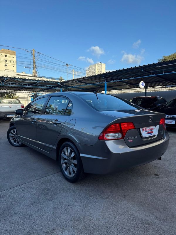 Honda CIVIC SEDAN LXL 2011 FERREIRA VEÍCULOS VENÂNCIO AIRES / Carros no Vale