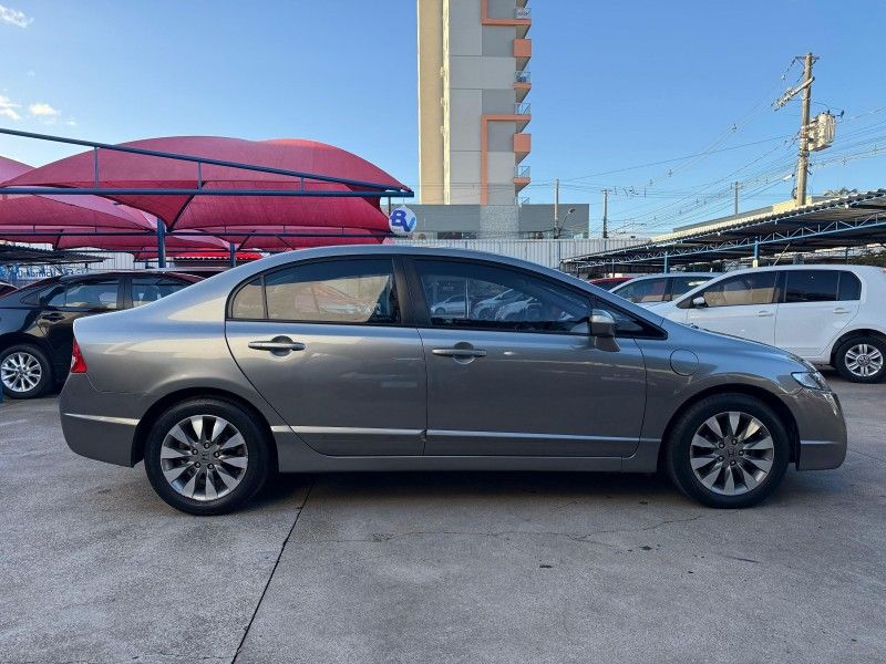 Honda CIVIC SEDAN LXL 2011 FERREIRA VEÍCULOS VENÂNCIO AIRES / Carros no Vale